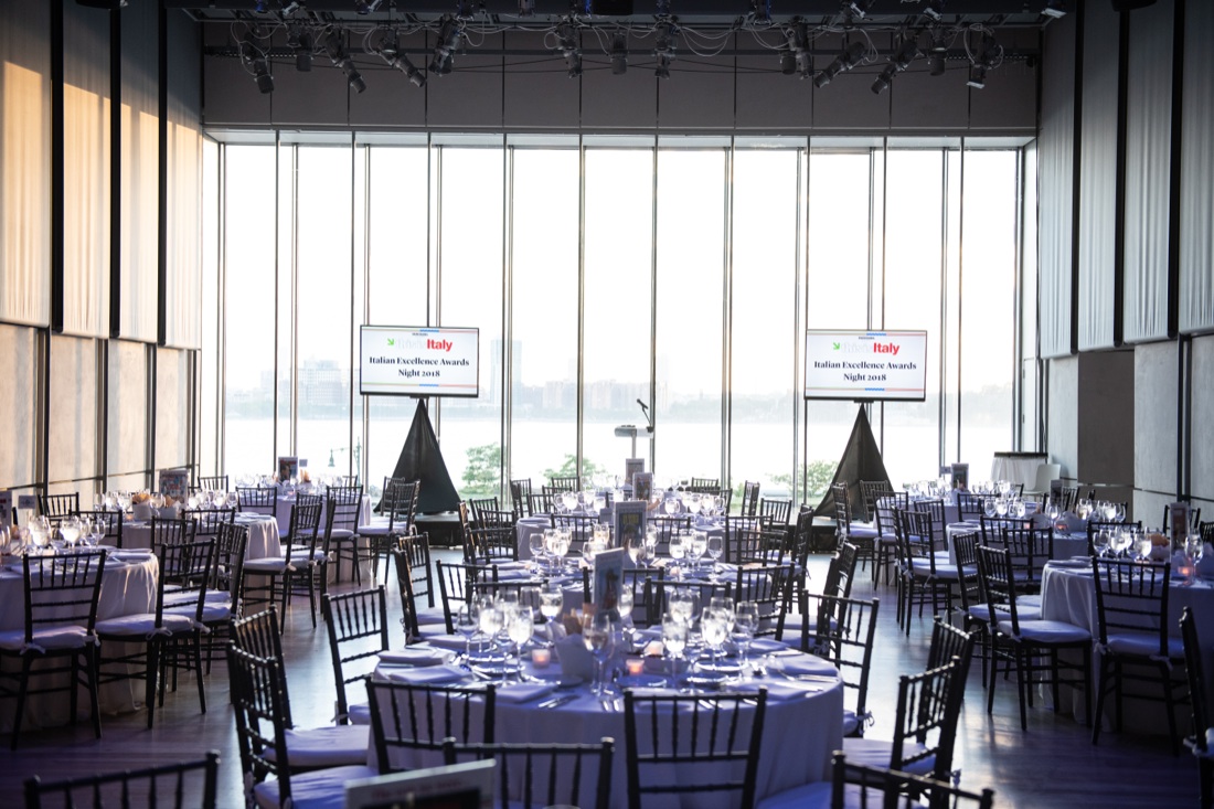 Panorama awards Italy that do it better