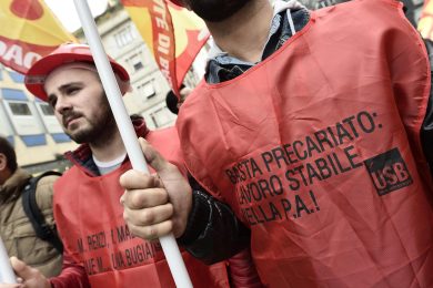 Contratti a termine, così Di Maio vuole cambiarli