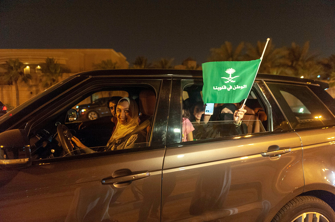 Arabia Saudita: le foto più belle delle donne al volante Arabia Saudita: le foto più belle delle donne al volante