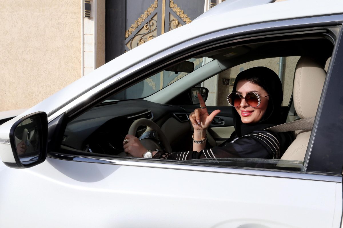 Galleria foto 'Arabia Saudita: le foto più belle delle donne al volante' - foto 9