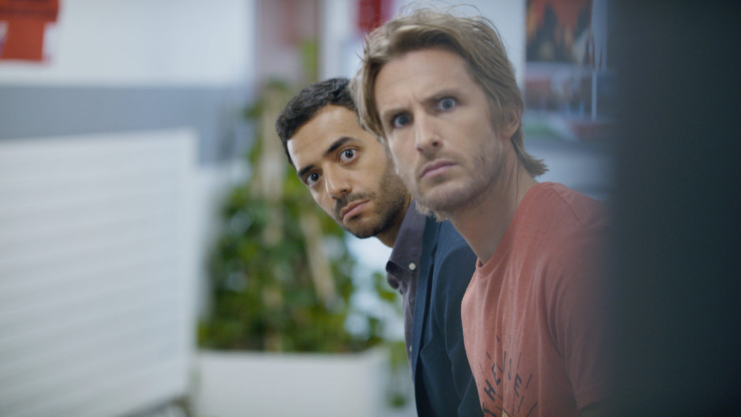 Sposami, stupido! Viva il politicamente (s)corretto – Recensione Sposami, stupido! Viva il politicamente (s)corretto – Recensione