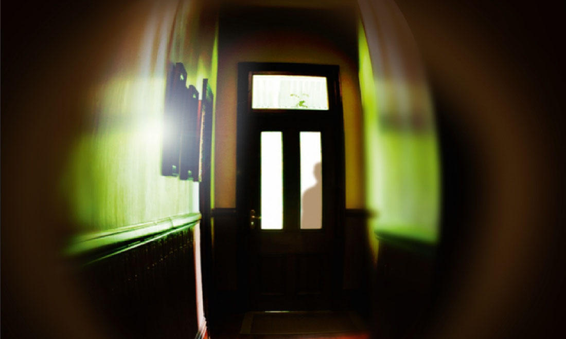 ‘Io so chi sei’ di Paola Barbato. La recensione