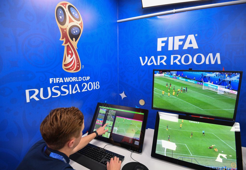 Mondiali Russia 2018: ecco come funziona il Var (e cosa è cambiato) Mondiali Russia 2018: ecco come funziona il Var (e cosa è cambiato)