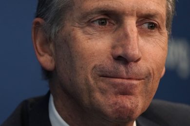 Perché Howard Schultz potrebbe essere un credibile anti Trump
