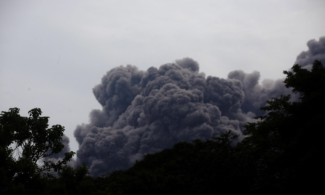 Guatemala, Vulcano del Fuego: cenere e morte – Foto