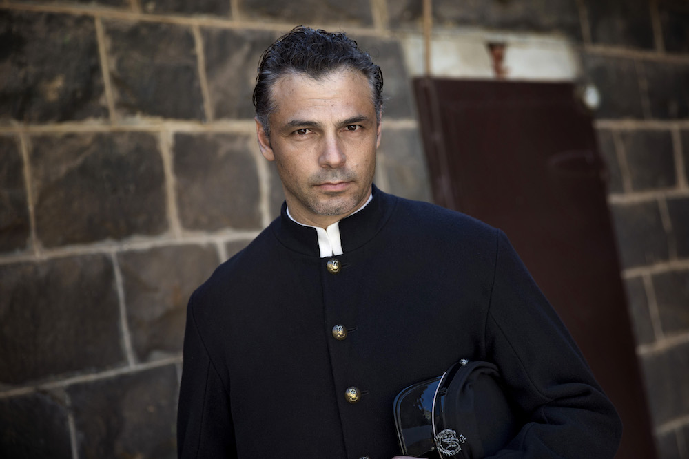 Picnic a Hanging Rock: dopo il libro e il film, la serie. Foto e trailer Picnic a Hanging Rock: dopo il libro e il film, la serie. Foto e trailer