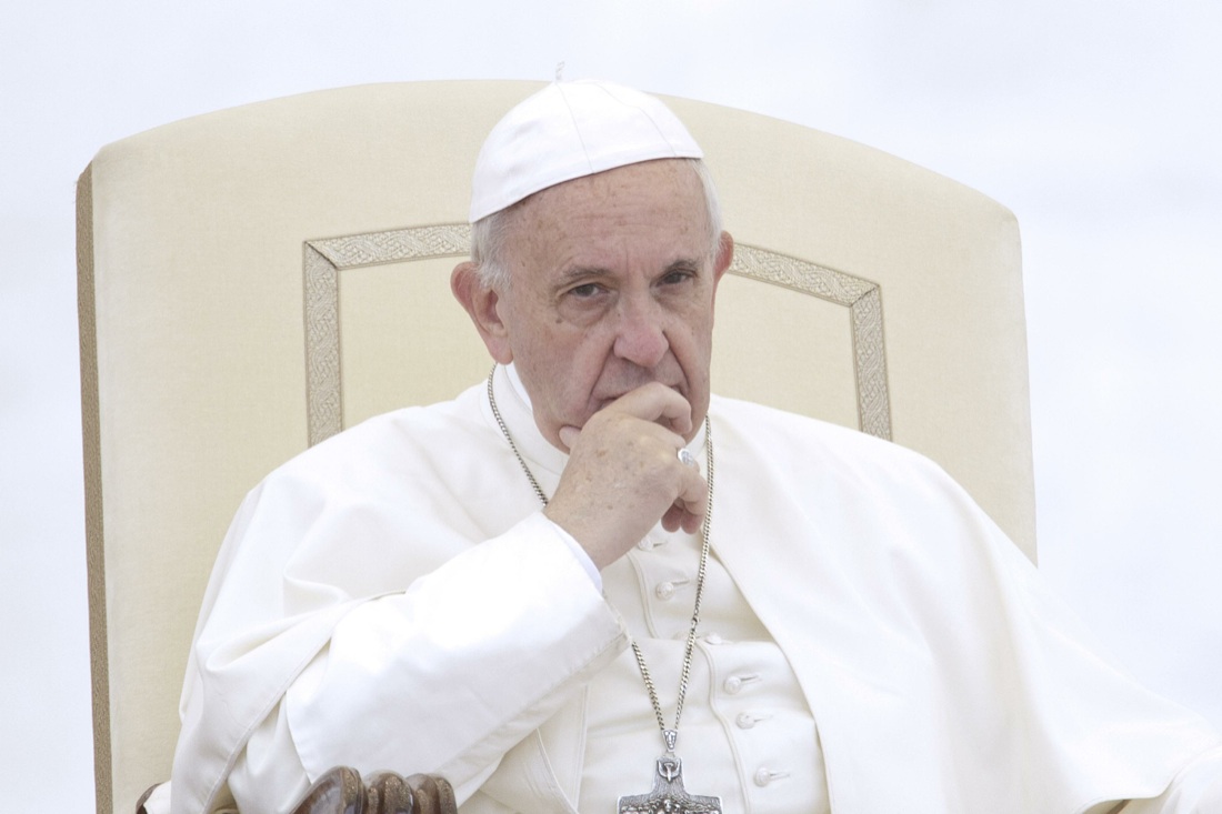Abusi sessuali: la lettera di papa Francesco ai preti cileni