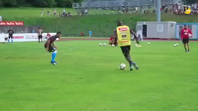 Koulibaly beffa Insigne durante l’allenamento