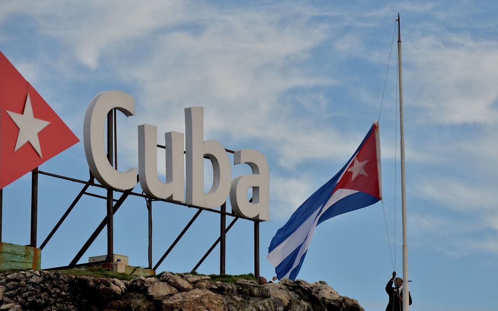 Cuba volta pagina: addio comunismo, sì alla proprietà privata Cuba volta pagina: addio comunismo, sì alla proprietà privata