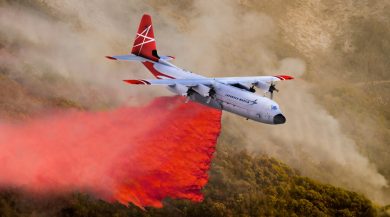 “Fire Herc” e Fire Hawk”: Lockheed Martin e la guerra agli incendi – Foto e Video