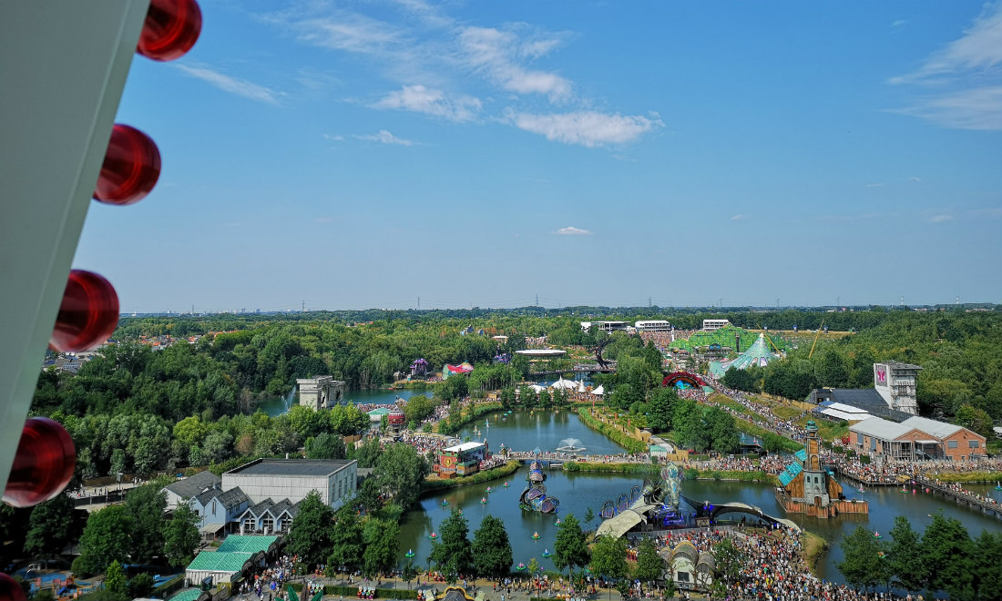 Un giorno vissuto dentro l’utopia di Tomorrowland Un giorno vissuto dentro l’utopia di Tomorrowland