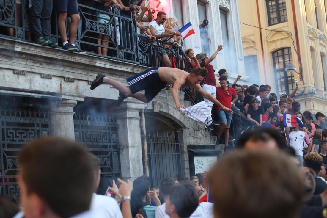 Francia Campione del Mondo: le foto di un Paese in festa