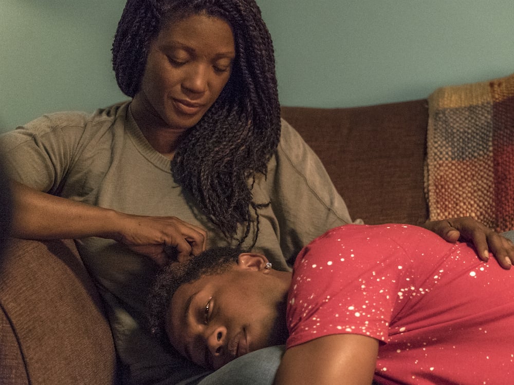 The Chi: foto, trailer e cose da sapere sulla nuova serie crime The Chi: foto, trailer e cose da sapere sulla nuova serie crime