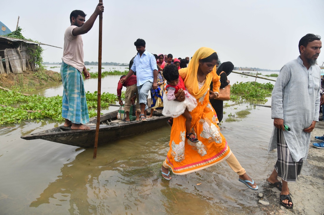 India: le piogge monsoniche allagano il Paese