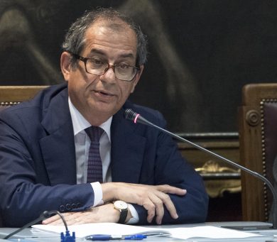 Perché le stime del governo sui conti pubblici non tornano per il ministro Tria