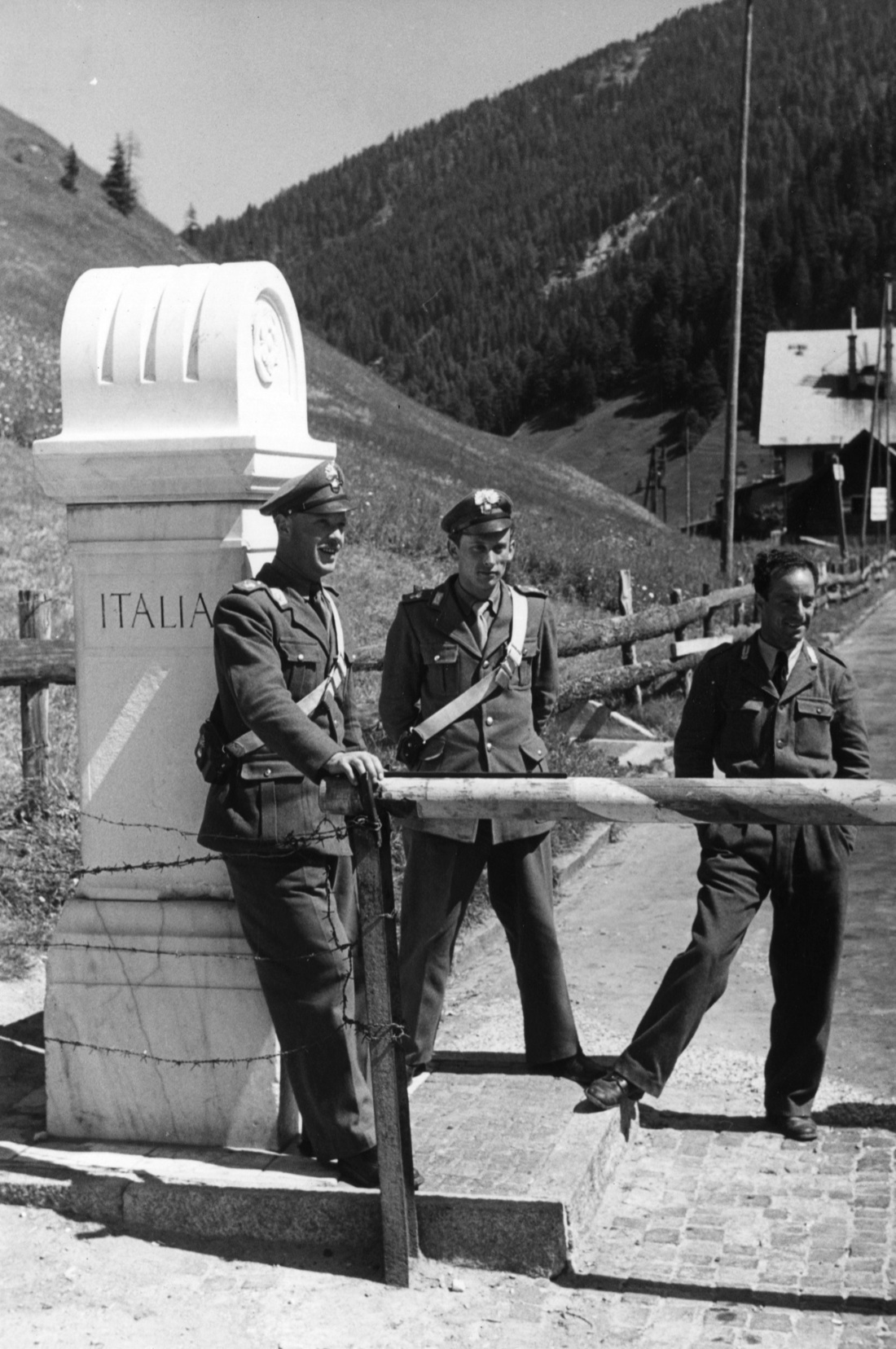 Il passo del Brennero, i migranti e la storia – Foto