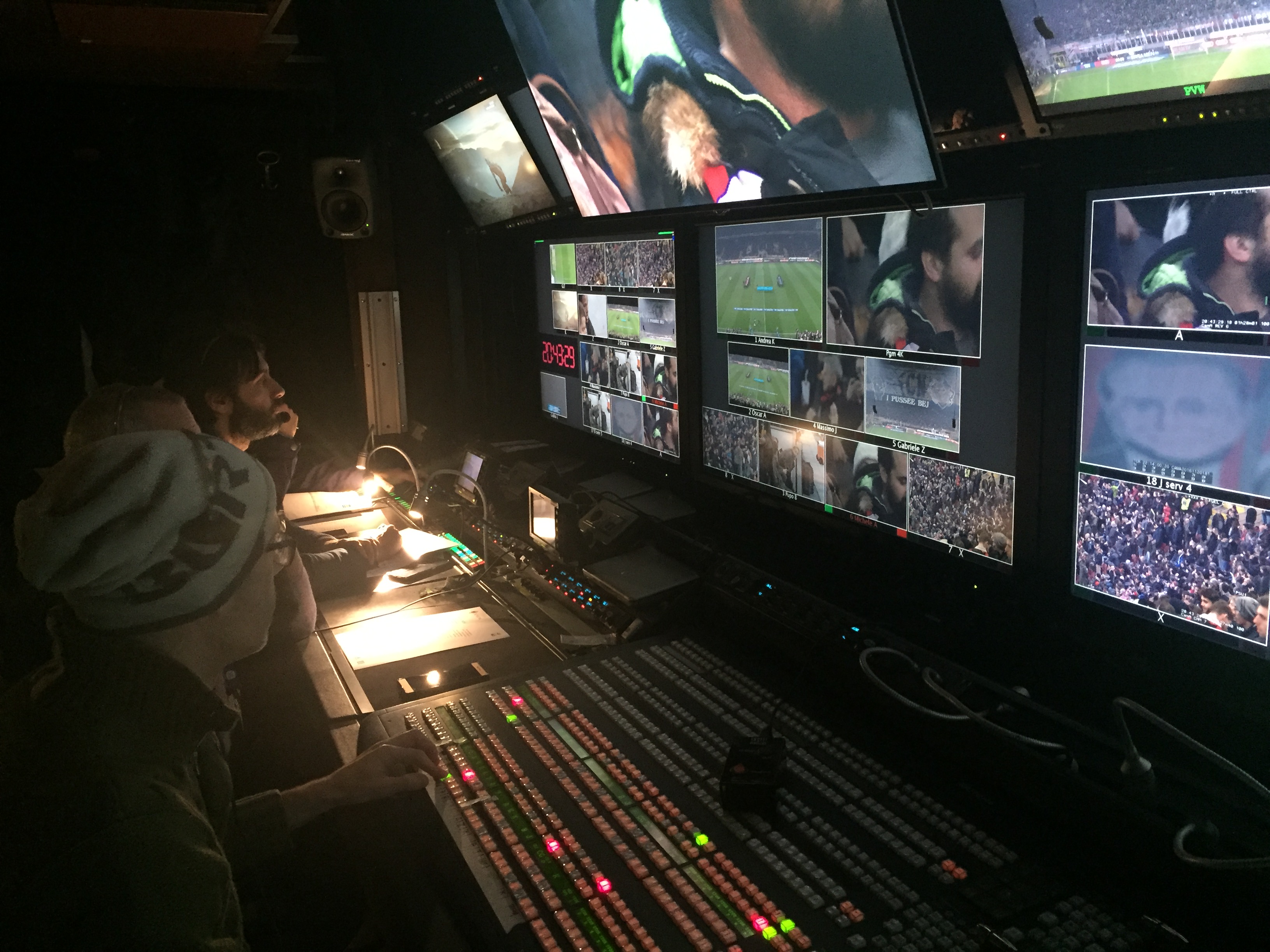 Diritti tv della Serie A: ecco perché l’Antitrust indaga su Sky e Dazn