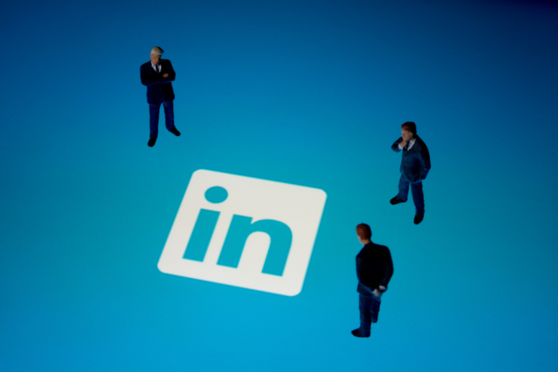 Linkedin, nuove funzionalità per i professionisti in cerca di lavoro
