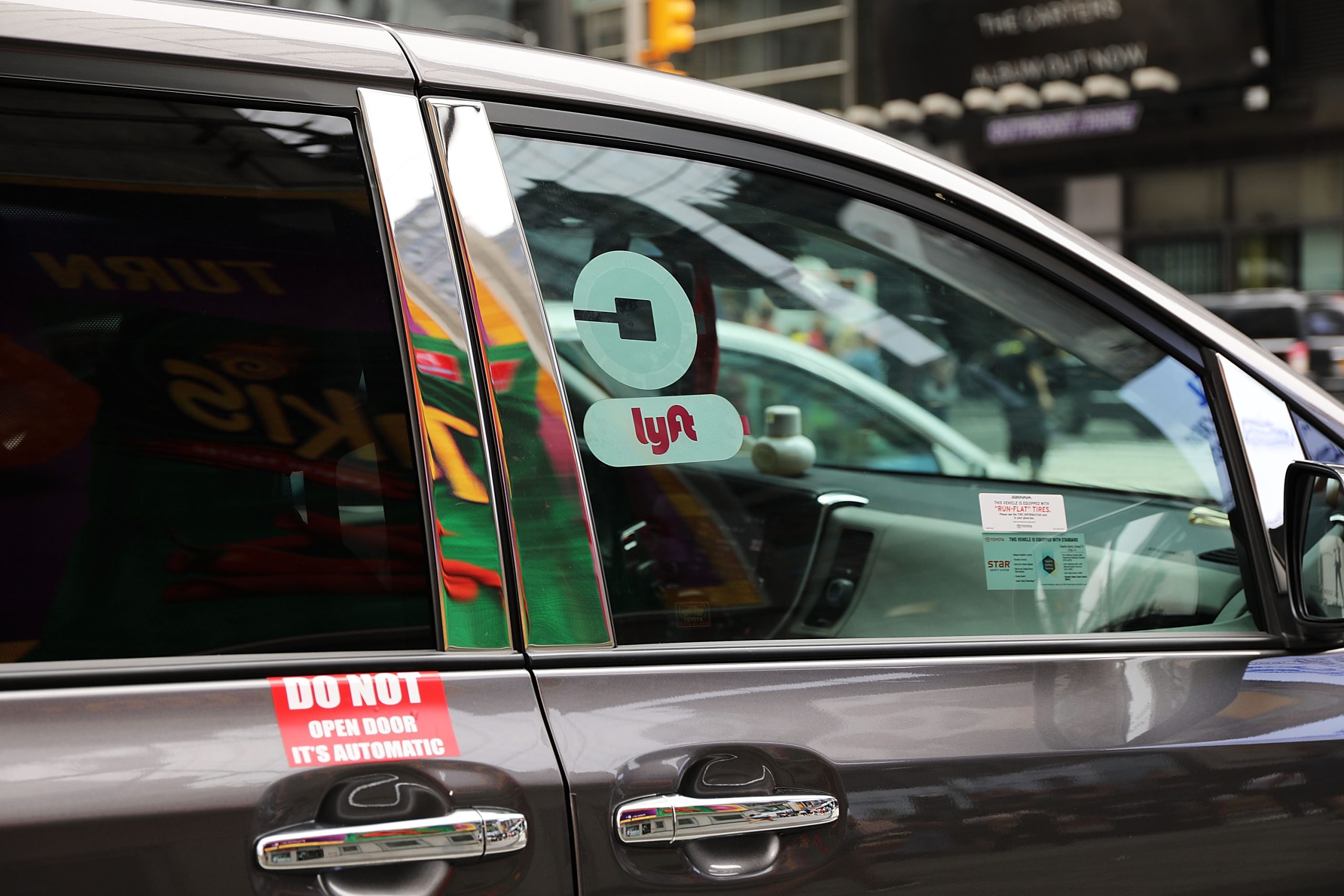Perché New York blocca le licenze a Uber e Lyft Perché New York blocca le licenze a Uber e Lyft