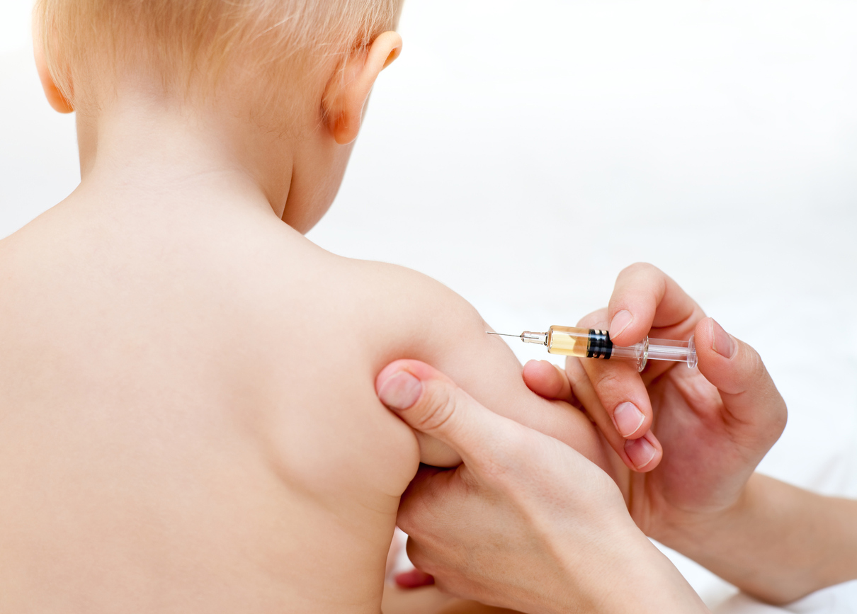 Vaccini, forse le regioni possono salvarci dalla svolta antiscientifica