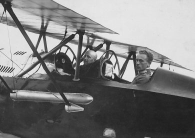 100 anni fa Il volo su Vienna: Fra’ Ginepro e Gabriele d’Annunzio