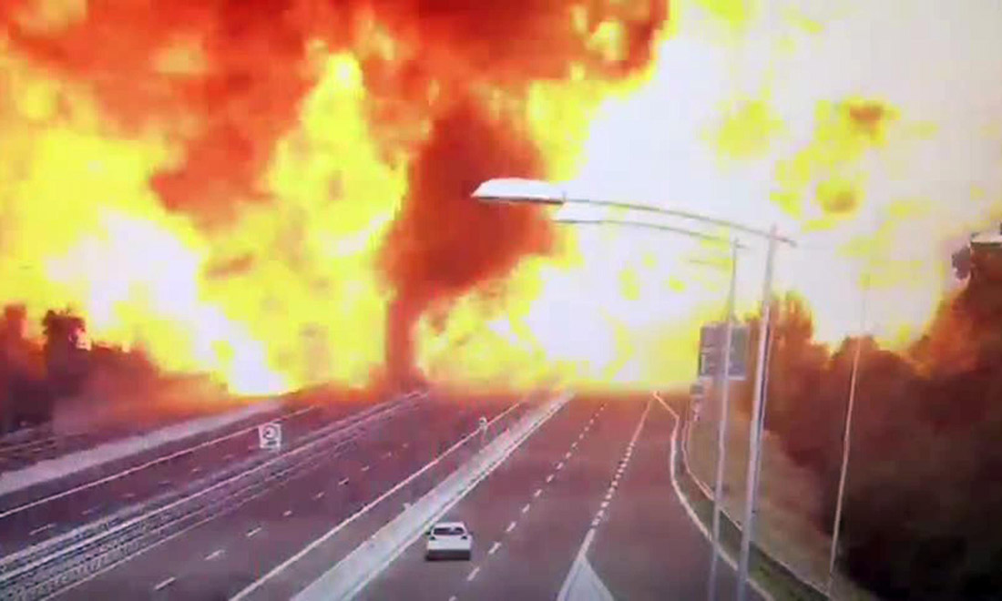 Bologna, incidente ed esplosione: cosa e come è successo Bologna, incidente ed esplosione: cosa e come è successo