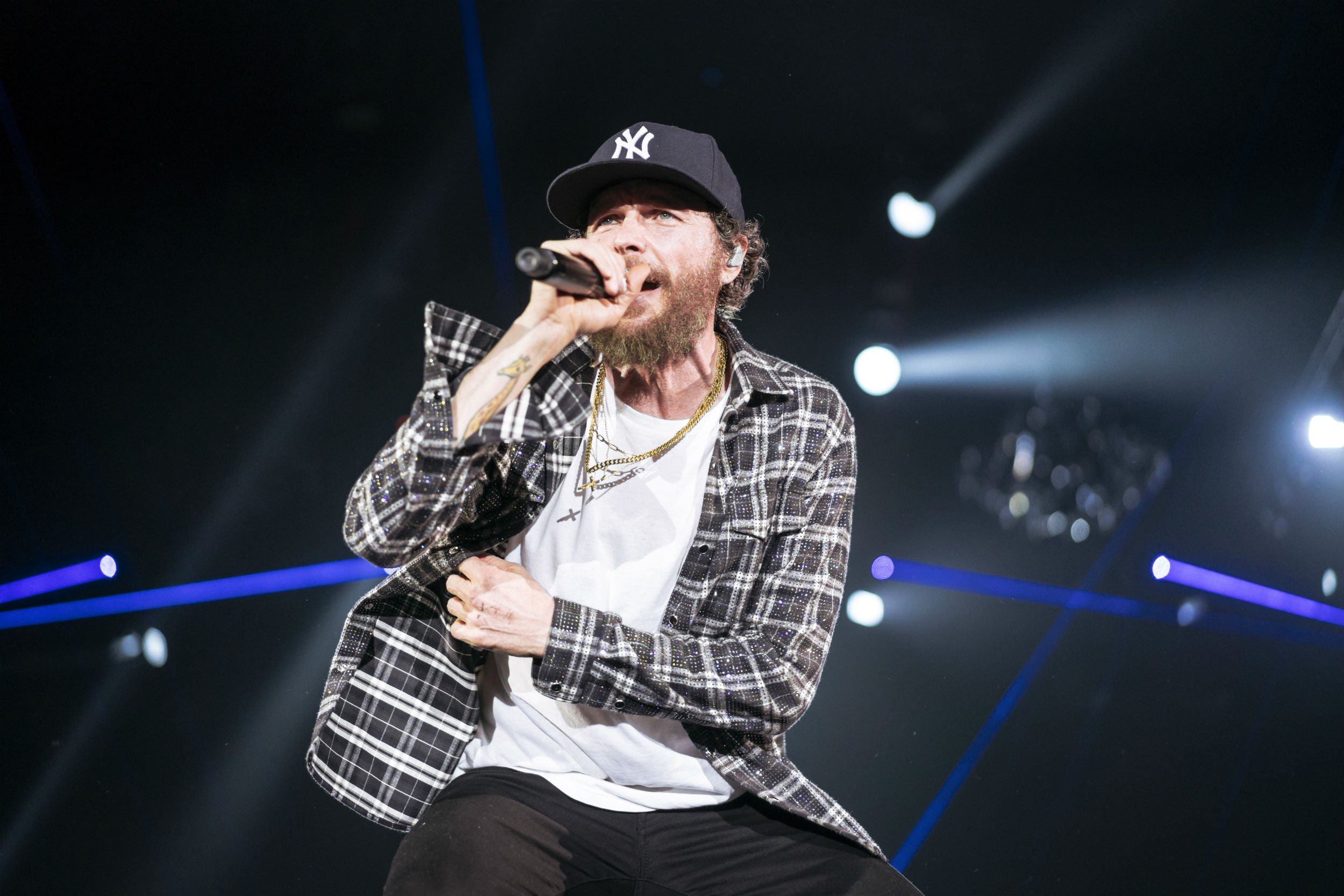 Jovanotti: il dj di emozioni diventato cantautorapper