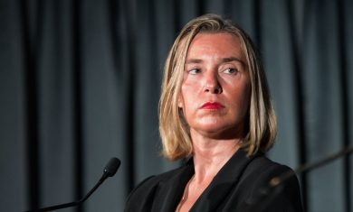 Così la Ue abbraccia l’Iran contro l’isolazionismo Usa