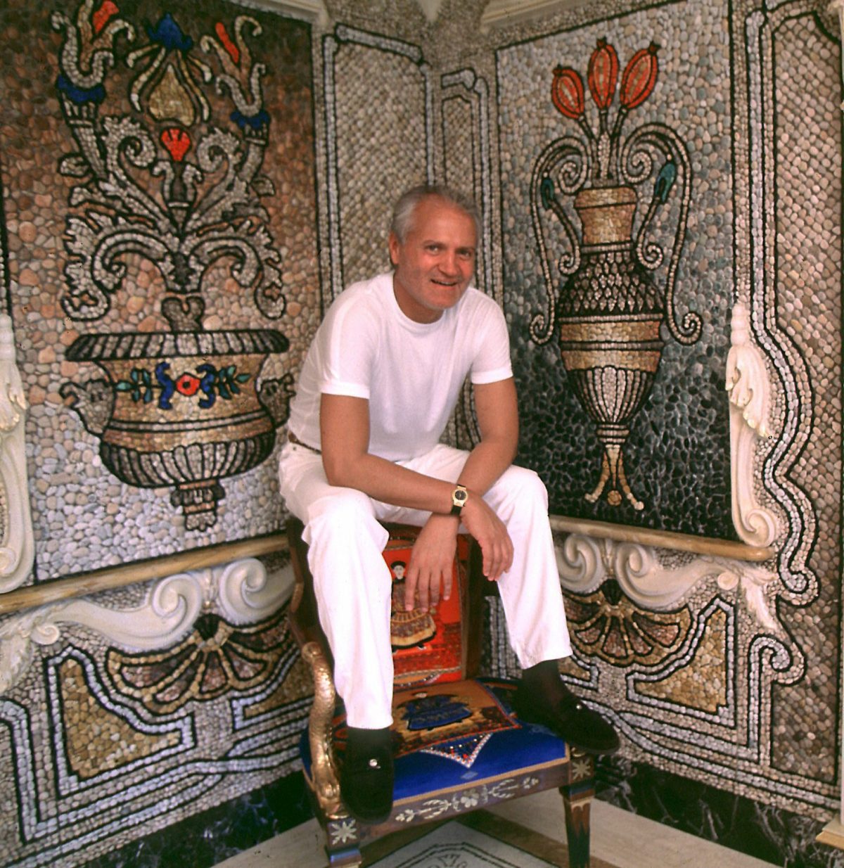 Galleria foto 'Versace: la storia del sogno di un sarto bambino' - foto 4