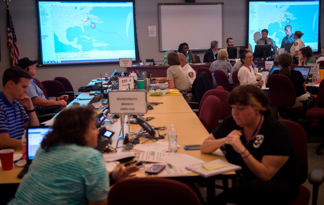 Usa, l’arrivo dell’uragano Florence: vittime e danni – FOTO