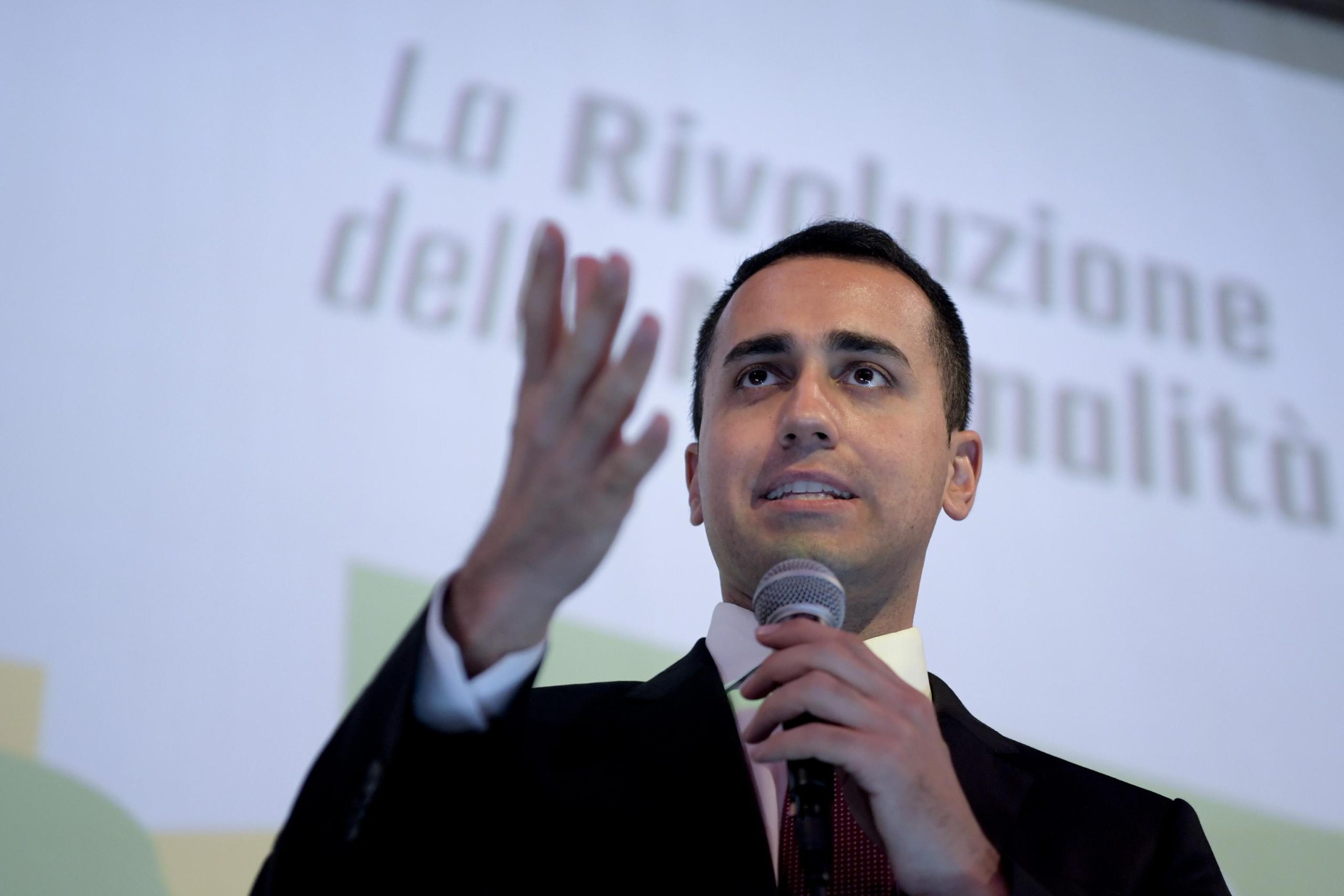 Il Movimento 5 stelle e la fragilità delle promesse