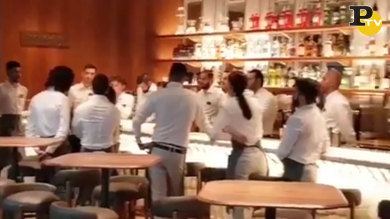 Sturbucks apre a Milano. Inaugurazione con 500 invitati | video