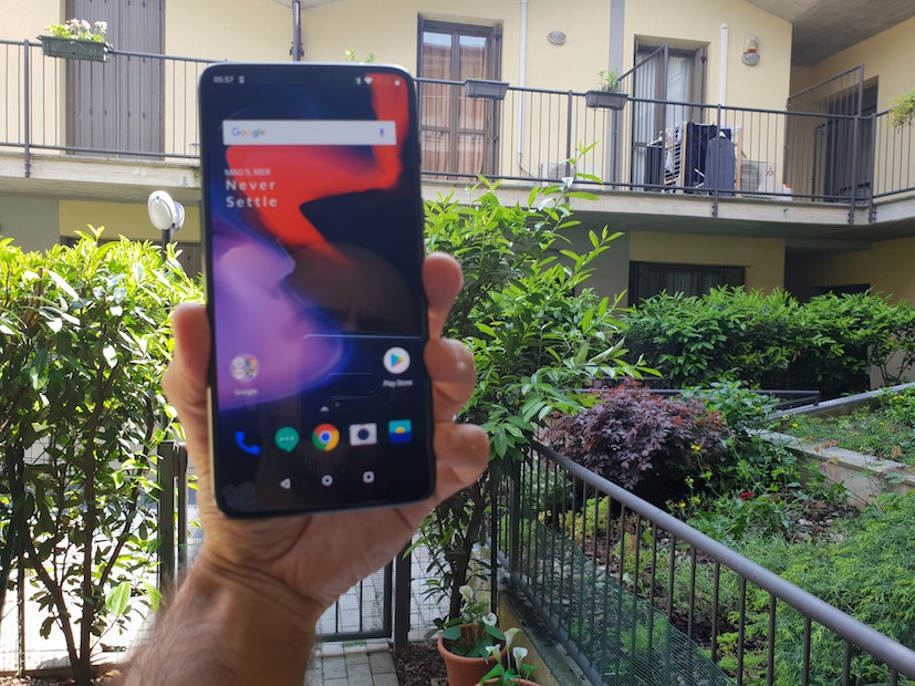 OnePlus 6T sarà così OnePlus 6T sarà così