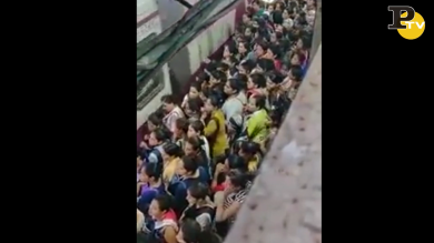 Questo succede quando passa un solo treno al mattino | video