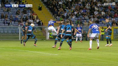 Il gol di tacco di Quagliarella in Sampdoria-Napoli | video