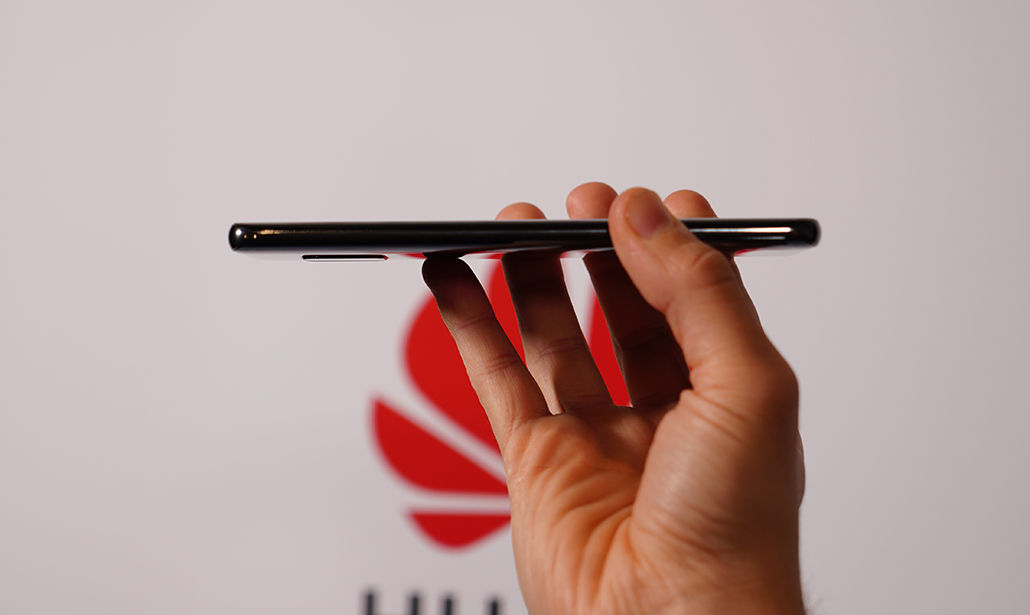 Huawei Mate 20 Pro è il telefono per chi non vuole problemi di batteria Huawei Mate 20 Pro è il telefono per chi non vuole problemi di batteria