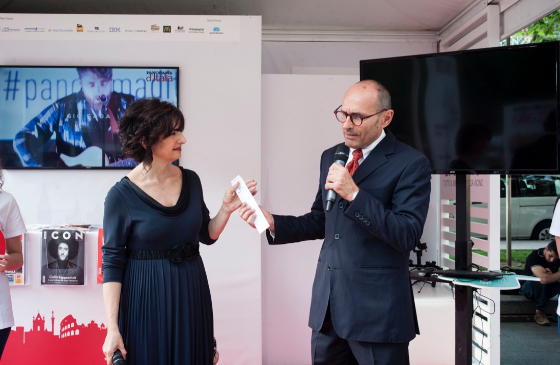 Per la Lega del Filo d’Oro, i testimonial del bracciale Cruciani – FOTO