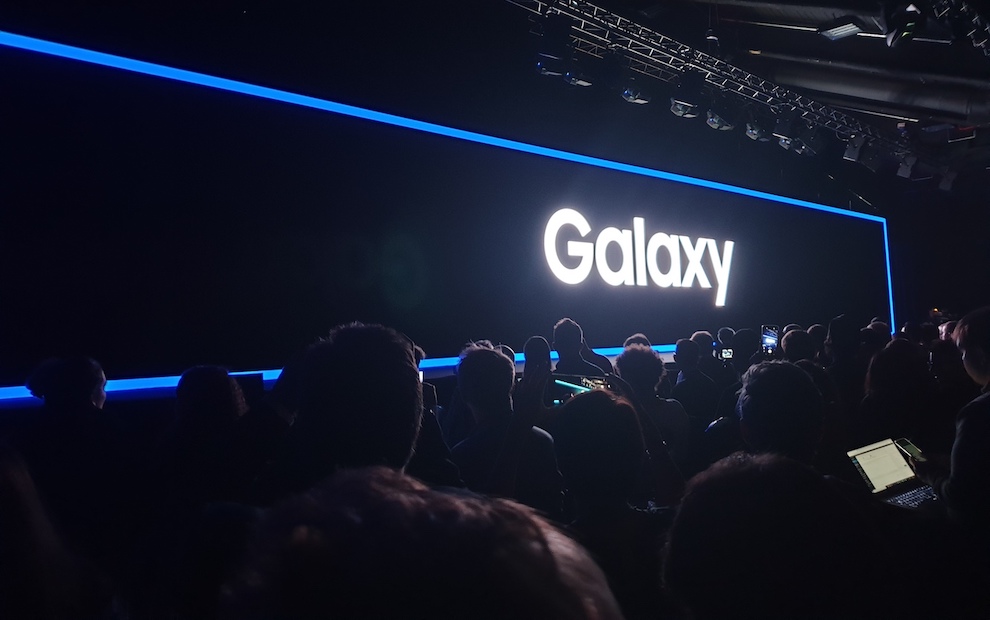 Samsung Galaxy A9, a cosa servono quattro fotocamere su uno smartphone