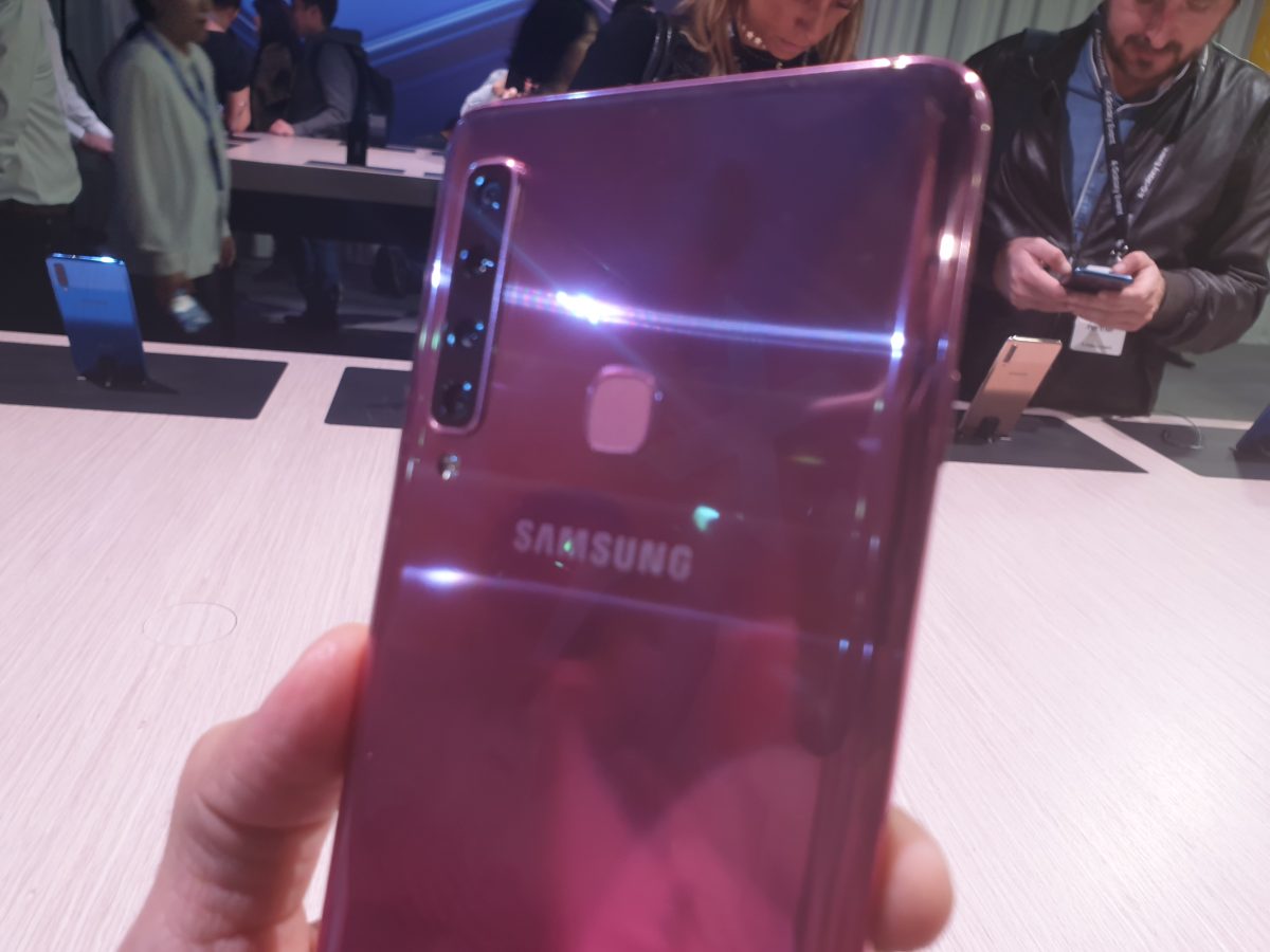 Galleria foto 'Samsung Galaxy A9, a cosa servono quattro fotocamere su uno smartphone' - foto 31