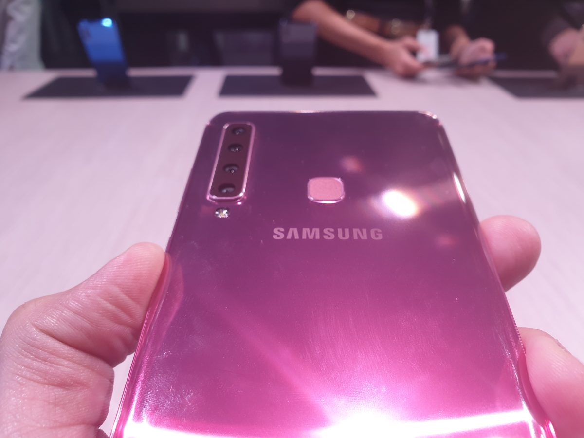 Galleria foto 'Samsung Galaxy A9, a cosa servono quattro fotocamere su uno smartphone' - foto 32