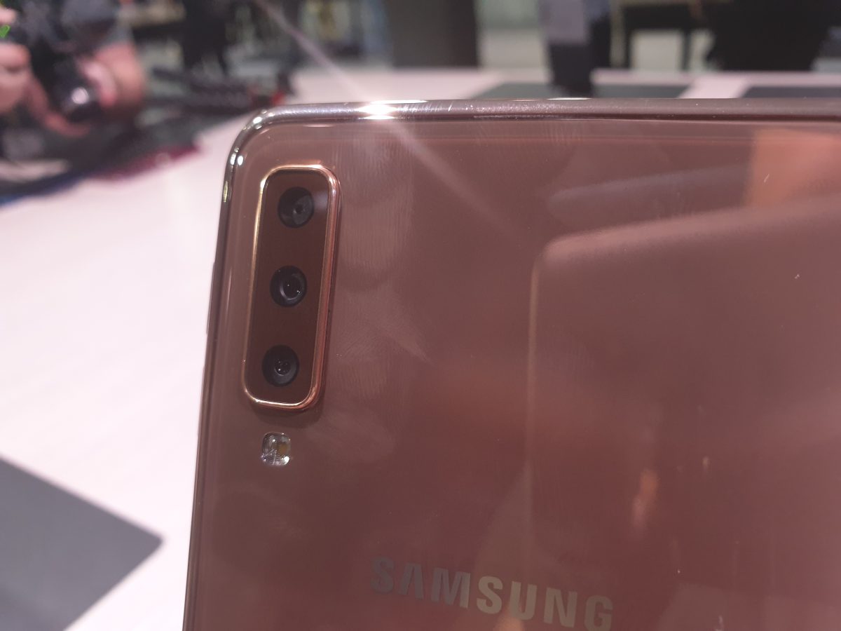 Galleria foto 'Samsung Galaxy A9, a cosa servono quattro fotocamere su uno smartphone' - foto 38