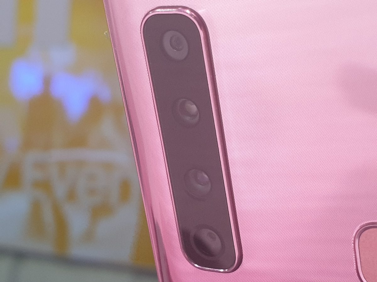 Galleria foto 'Samsung Galaxy A9, a cosa servono quattro fotocamere su uno smartphone' - foto 36