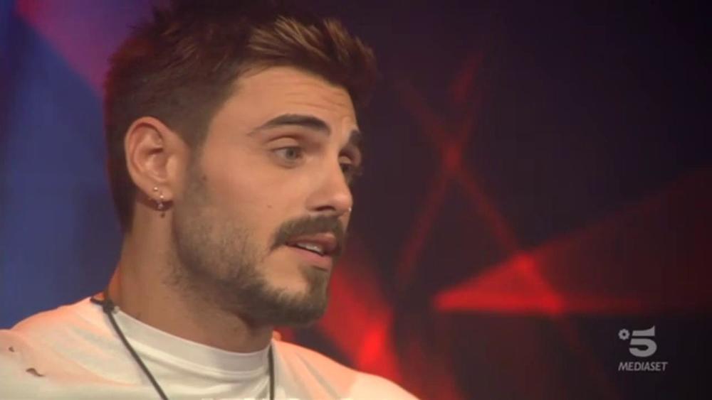 Grande Fratello Vip 3: Lory Del Santo in casa ed è polemica