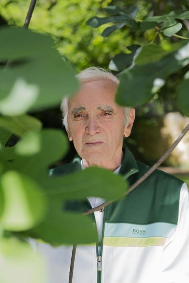 Addio a Charles Aznavour: le 5 canzoni indimenticabili