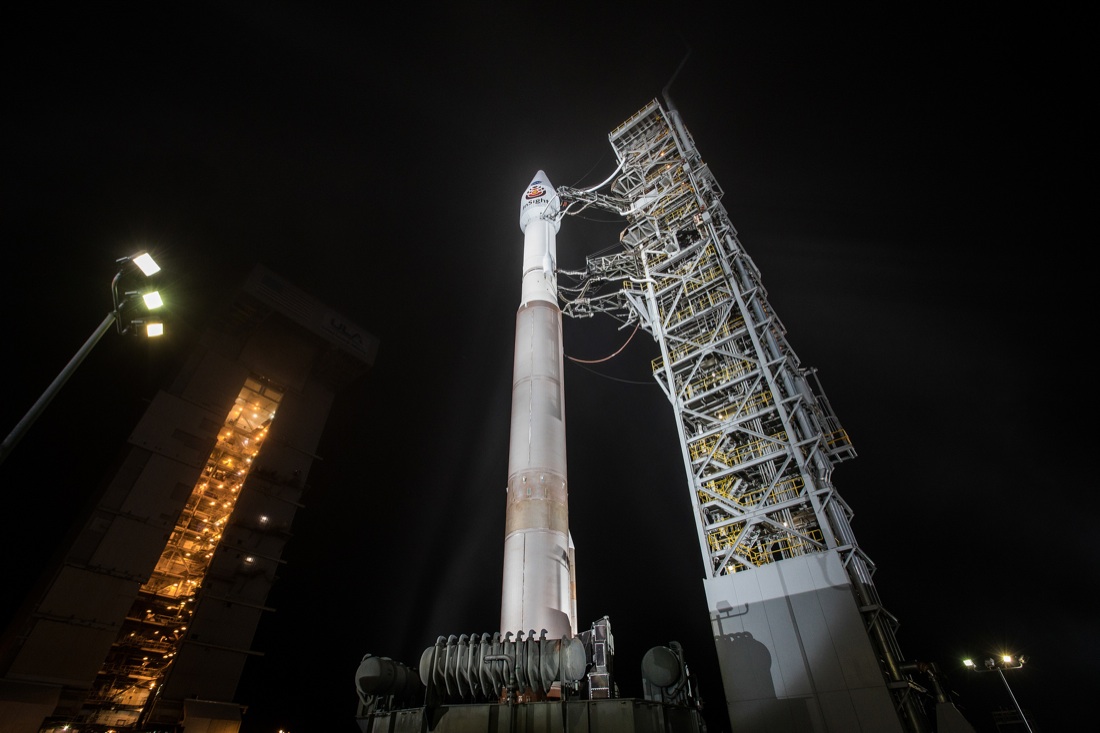 La costruzione e gli strumenti dell’Insight, il piccolo lander che studia Marte – FOTO