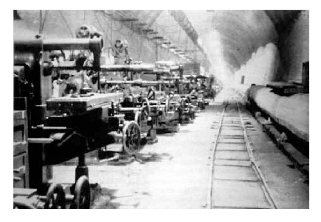La galleria Adige-Garda e le armi segrete dei Tedeschi. Storia e foto La galleria Adige-Garda e le armi segrete dei Tedeschi. Storia e foto