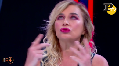 CR4, Lory del Santo: ‘Nel letto meglio essere di più che di meno’ | video