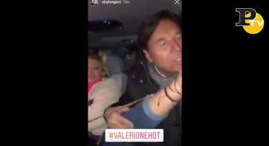 Valerio Merola in macchina con Giulia Provvedi: risate e baci | video