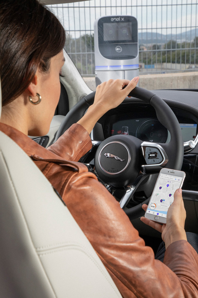 La rivoluzione della moblilità elettrica: ecco il piano Enel X