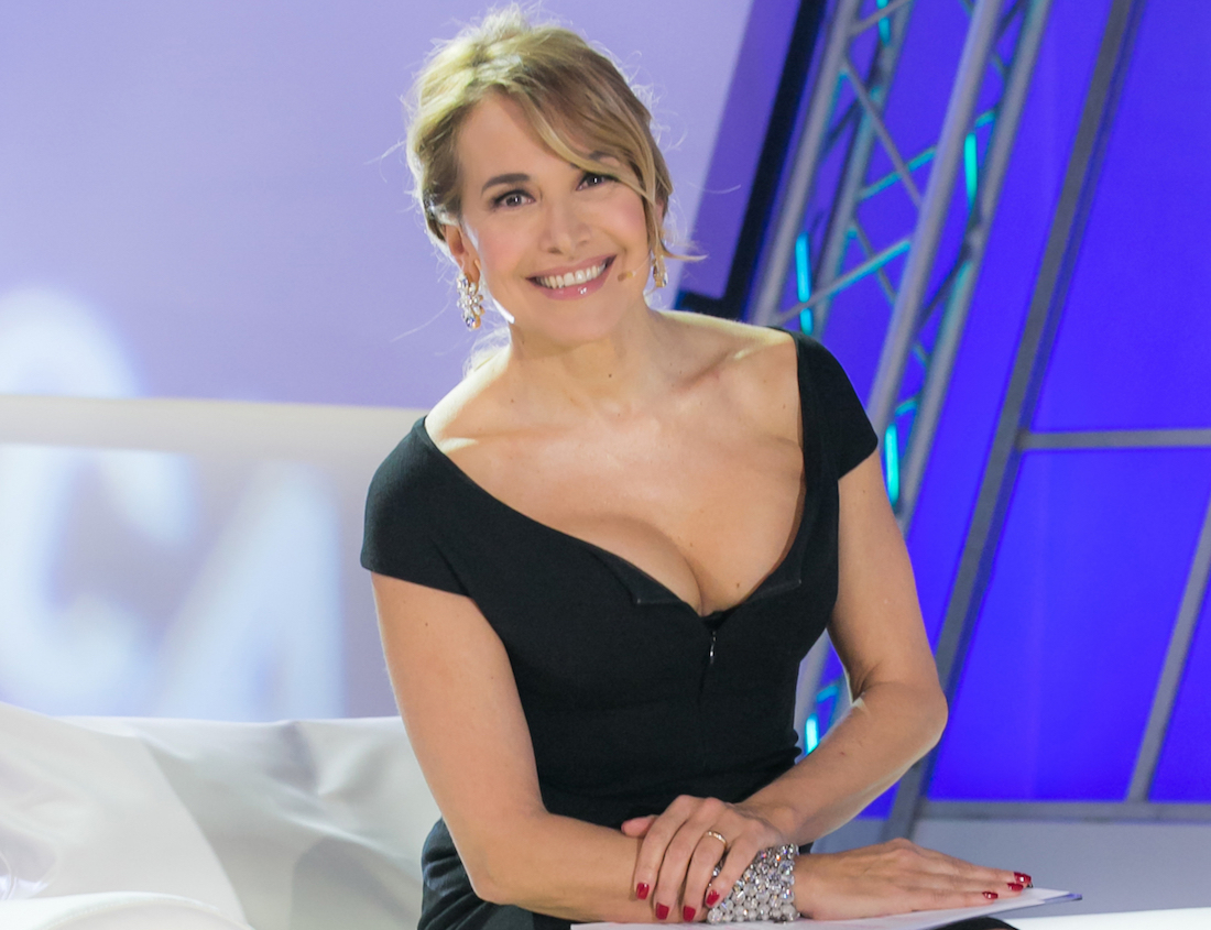 Barbara D’Urso: così la conduttrice triplica i suoi impegni